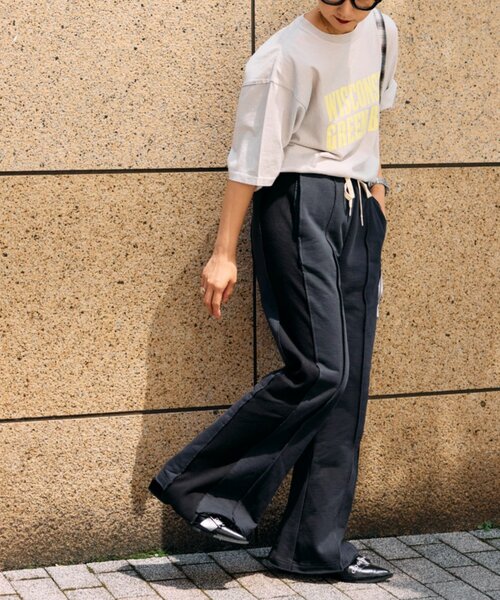 etsinta（エシンタ）の「etsintaリメイクフレアパンツ（スウェットパンツ・レディース・ブラック/オフホワイト/レッド/ブルー・ONE SIZE）」の22枚目の写真