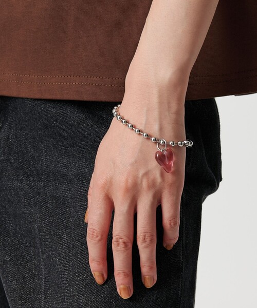 CITEN（シテン）の「＜CITEN＞カラバリクリアハートブレスレット（ブレスレット・レディース・ライラック/ブラック/ライトピンク/コバルトブルー/ケリーグリーン/イエロー/オレンジ/ホワイト/レッド・FREE）」の7枚目の写真