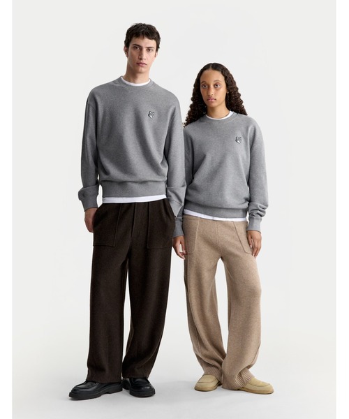 Maison Kitsune(メゾンキツネ)の「FOX HEAD COMFORT SWEATSHIRT(スウェット・メンズ・ブラック/ネイビー/グレー・XL/L/M/S/XS)」の7枚目の写真