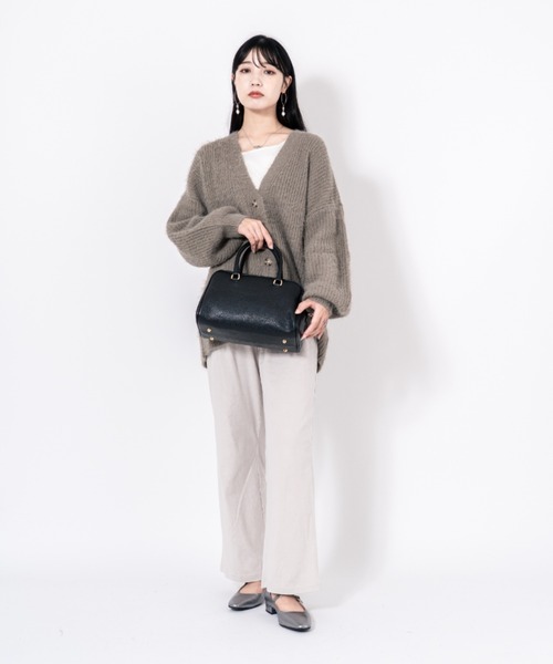 AULENTTI（オウレンティ）の「【AULENTTI/オウレンティ】2WAY レザー ミニボストンバッグ イタリア製（ボストンバッグ・レディース・ブラック/ダークベージュ・FREE）」の8枚目の写真