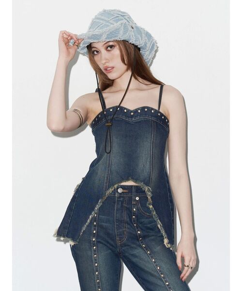 EVRIS(エヴリス)の「スタッズオープンウエストフレアデニムパンツ【セットアップ着用可能】(デニムパンツ・レディース・ライトブルー/インディゴブルー・MEDIUM/SMALL)」の7枚目の写真