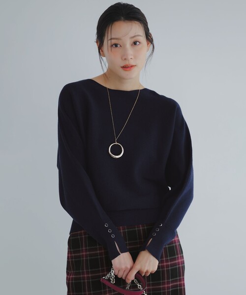 ANY SIS（エニィスィス）の「CICA加工 ビューティドルマン ニット（ニット/セーター・レディース・ブラック系/ベージュ系/ダークグリーン系/アイボリー系/ネイビー系/ピンク系/ライトグレー系/ワイン系/ダルブルー系/ライトイエロー系・MEDIUM）」の6枚目の写真