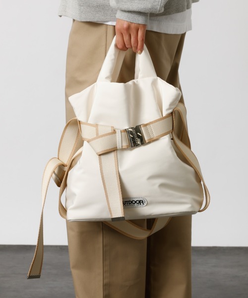 OUTDOOR PRODUCTS(アウトドアプロダクツ)の「【OUTDOOR PRODUCTS / アウトドアプロダクツ】2wayTote S/巾着ショルダーバッグ/2way/巾着/Sサイズ【WEB限定】(ショルダーバッグ・レディース・チャコールグレー/シルバー/ブラック/オレンジ/ブラウン/インディゴブルー/アイボリー/モカ・フリー)」の2枚目の写真