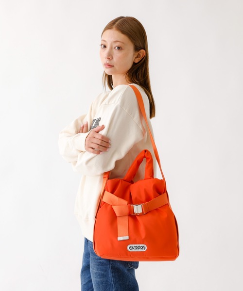 OUTDOOR PRODUCTS(アウトドアプロダクツ)の「【OUTDOOR PRODUCTS / アウトドアプロダクツ】2wayTote S/巾着ショルダーバッグ/2way/巾着/Sサイズ【WEB限定】(ショルダーバッグ・レディース・チャコールグレー/シルバー/ブラック/オレンジ/ブラウン/インディゴブルー/アイボリー/モカ・フリー)」の17枚目の写真