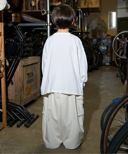 b・ROOM（ビールーム）の「【MNCM】【カイテキ天竺】ロゴプリントビッグTシャツ（Tシャツ/カットソー・キッズ・オフホワイト/ブラック/カーキ/ネイビー・140cm/130cm/120cm/110cm/150cm）」の11枚目の写真