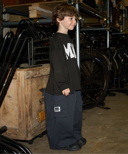 b・ROOM（ビールーム）の「【MNCM】【カイテキ天竺】ロゴプリントビッグTシャツ（Tシャツ/カットソー・キッズ・オフホワイト/ブラック/カーキ/ネイビー・140cm/130cm/120cm/110cm/150cm）」の18枚目の写真