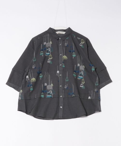 SUPER HAKKA（スーパーハッカ）の「先染めチェックメニーランプ刺繍シャツブラウス（シャツ/ブラウス・レディース・ブラウン/チャコール・FREE）」の2枚目の写真