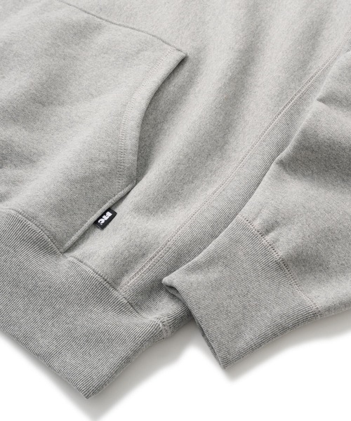 FTC（エフティーシー）の「BOX LOGO PULLOVER HOODY（パーカー・メンズ・グレー/ブラック/その他/ネイビー/ベージュ系その他・MEDIUM/LARGE/X-LARGE/SMALL）」の9枚目の写真