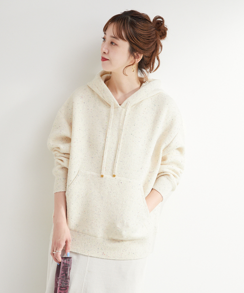 Simplicite（サンプリシテ）の「手洗い可 / カラーネップフードプルオーバー（ニット/セーター・レディース・ブラウン/ライトグリーン/アイボリー・FREE）」の9枚目の写真