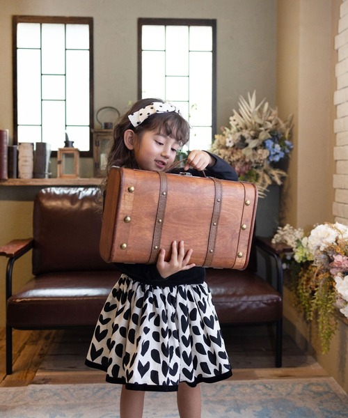 Rora(ローラ)の「アゲハ ハート柄スカート(スカート・キッズ・ブラック・140cm/130cm/120cm/110cm)」の7枚目の写真