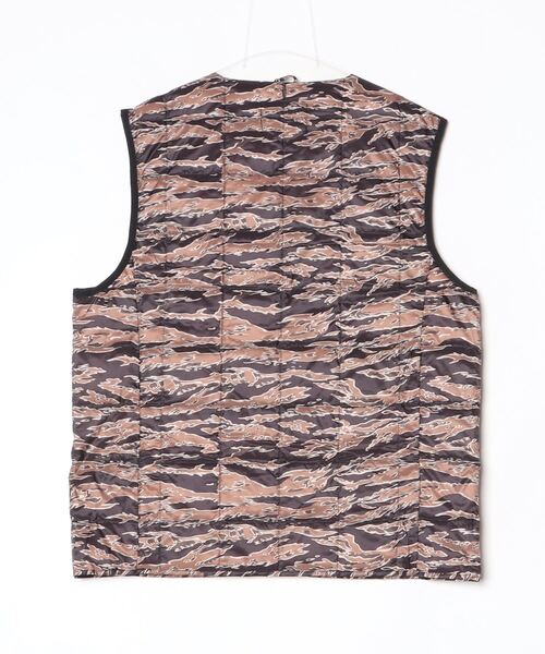 TAION(タイオン)の「【TAION】CREW NECK BUTTON DOWN VEST(ダウンベスト・メンズ・ブラック/タイガーカモ/ダークオリーブ・MEDIUM/X-LARGE/LARGE)」の7枚目の写真