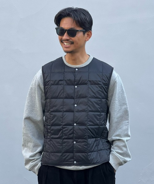 TAION(タイオン)の「【TAION】CREW NECK BUTTON DOWN VEST(ダウンベスト・メンズ・ブラック/タイガーカモ/ダークオリーブ・MEDIUM/X-LARGE/LARGE)」の2枚目の写真