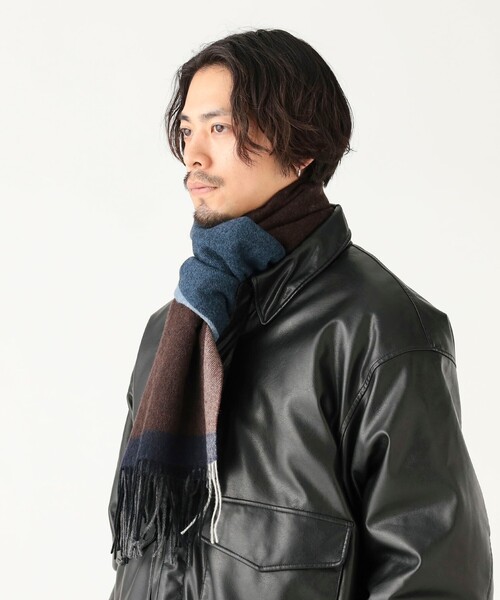 B:MING by BEAMS(ビーミングバイビームス)の「ウール ビッグ ストール(ユニセックス)(マフラー・メンズ・ベージュ/ブラック/ネイビー・ONE SIZE)」の6枚目の写真