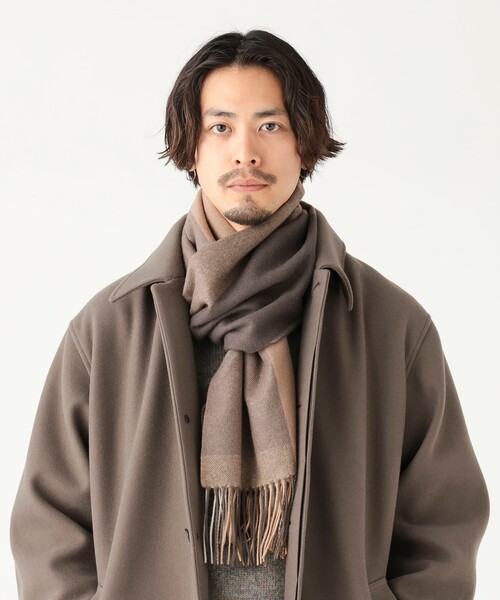 B:MING by BEAMS(ビーミングバイビームス)の「ウール ビッグ ストール(ユニセックス)(マフラー・メンズ・ベージュ/ブラック/ネイビー・ONE SIZE)」の1枚目の写真