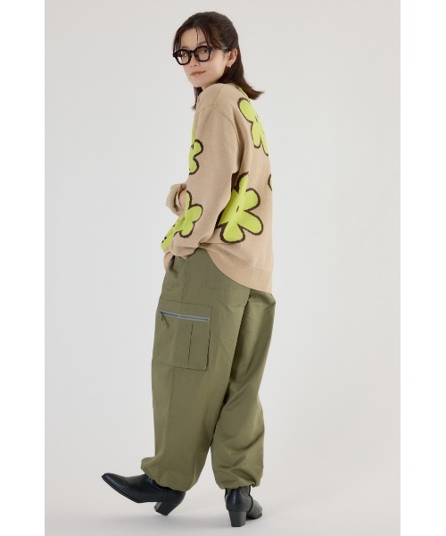 RODEO CROWNS WIDE BOWL（ロデオクラウンズワイドボウル）の「フラワーモールニットトップス（ニット/セーター・レディース・ホワイト系その他/ベージュ系その他/ブラック系その他・FREE）」の8枚目の写真