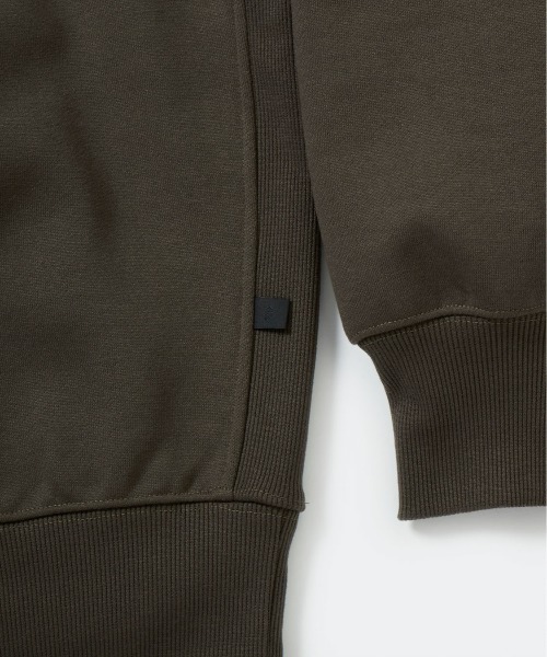 DAIWA PIER39（ダイワピア39）の「DAIWA PIER39 TECH SWEAT CREW FREEDOM SLEEVE BE-51025W ダイワ ピア39（スウェット・メンズ・ヘザーグレー/ブラック・X-LARGE/MEDIUM/LARGE/SMALL）」の4枚目の写真