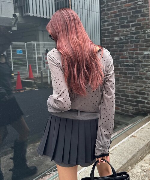 mline（エムライン）の「[mline]チョーカーベロアトップス（Tシャツ/カットソー・レディース・ブラック/ピンク/アイボリー/ホワイト系その他/チャコールグレー・FREE）」の13枚目の写真