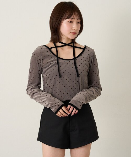 mline（エムライン）の「[mline]チョーカーベロアトップス（Tシャツ/カットソー・レディース・ブラック/ピンク/アイボリー/ホワイト系その他/チャコールグレー・FREE）」の17枚目の写真