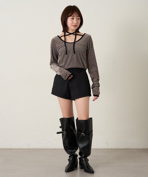 mline（エムライン）の「[mline]チョーカーベロアトップス（Tシャツ/カットソー・レディース・ブラック/ピンク/アイボリー/ホワイト系その他/チャコールグレー・FREE）」の20枚目の写真