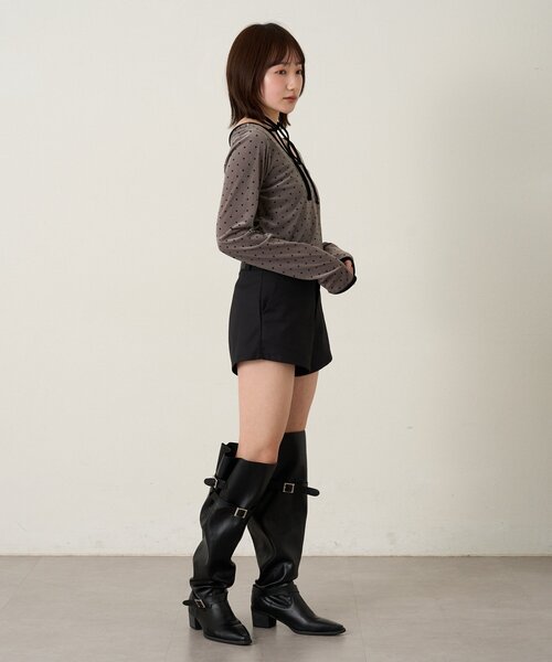 mline（エムライン）の「[mline]チョーカーベロアトップス（Tシャツ/カットソー・レディース・ブラック/ピンク/アイボリー/ホワイト系その他/チャコールグレー・FREE）」の22枚目の写真