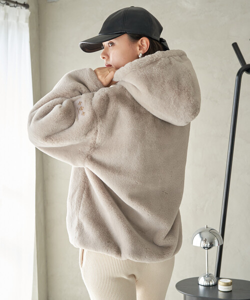 FREAK'S STORE(フリークスストア)の「TATRAS/タトラス YUMOLA / ユモラ(その他アウター・レディース・ライトグレー/ブラック/ダークブラウン・1/2)」の16枚目の写真