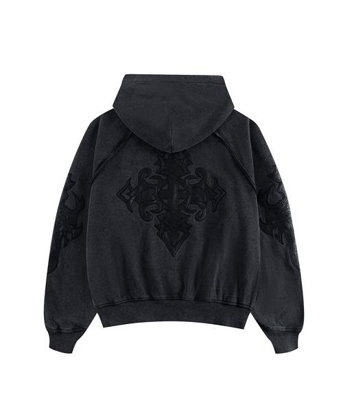 SUPPLIER(サプライヤー)の「ジップフーディ|Dagger Leather Patch Zip Hoodie|SUPPLIER(パーカー・メンズ・ブラック/カーキ/ベージュ・SMALL/MEDIUM/LARGE/X-LARGE/XX-LARGE)」の2枚目の写真