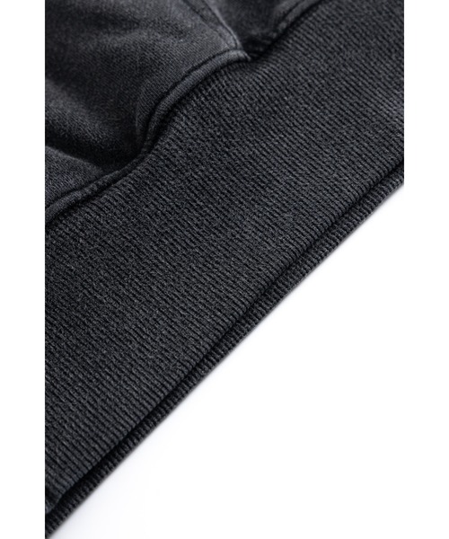 SUPPLIER(サプライヤー)の「ジップフーディ|Dagger Leather Patch Zip Hoodie|SUPPLIER(パーカー・メンズ・ブラック/カーキ/ベージュ・SMALL/MEDIUM/LARGE/X-LARGE/XX-LARGE)」の9枚目の写真