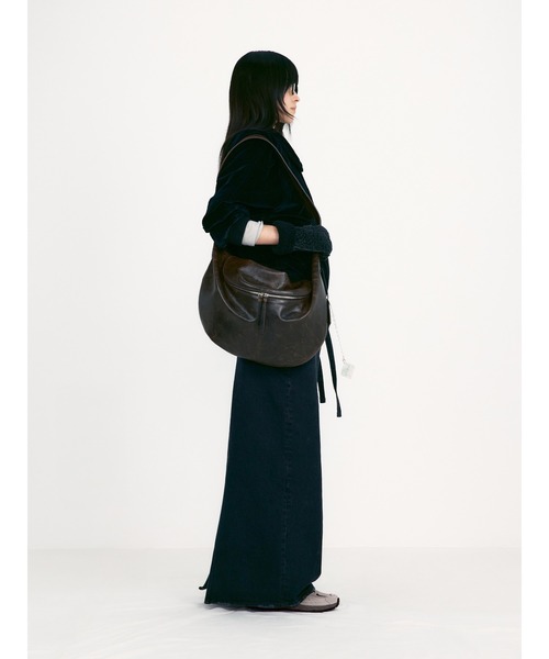 LOW CLASSIC（ロウ　クラシック）の「WASHED VELVET BOMBER JACKET（ブルゾン・レディース・ネイビー・M）」の5枚目の写真