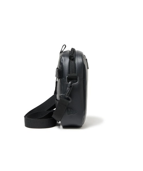 NEW ERA(ニューエラ)の「NEWERA-SHOULDER POUCH SY LEATHER(ショルダーバッグ・メンズ・ブラック・FREE)」の3枚目の写真