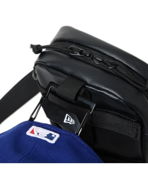 NEW ERA(ニューエラ)の「NEWERA-SHOULDER POUCH SY LEATHER(ショルダーバッグ・メンズ・ブラック・FREE)」の11枚目の写真