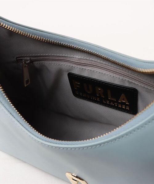 FURLA(フルラ)の「フルラ ディアマンテ ショルダーバッグ S(トートバッグ・レディース・サンドベージュ/ブラック/ライトブルー・ONE SIZE)」の14枚目の写真