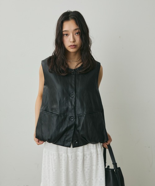 Lunea（ルネア）の「ノーカラーバルーンベスト（ベスト・レディース・ブラウン/ブラック・FREE）」の19枚目の写真