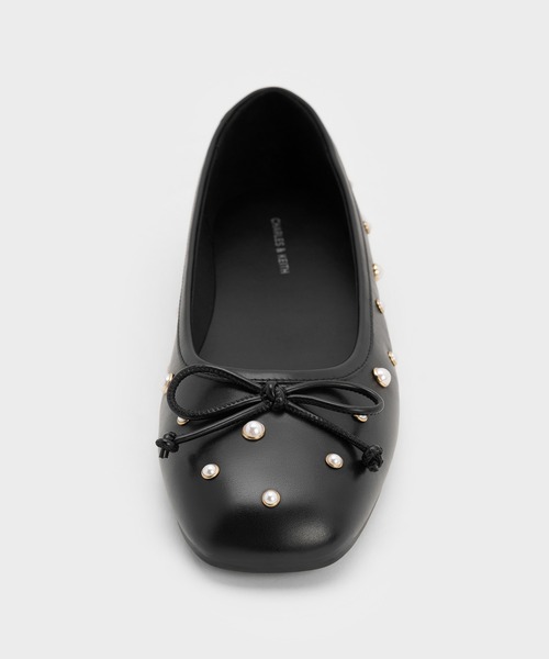 CHARLES & KEITH（チャールズ & キース）の「Barbara バーバラ パールエンベリッシュドボウバレエフラット（バレエシューズ・レディース・ブラック・23cm/22.5cm/25.5cm/25cm/24.5cm/23.5cm）」の5枚目の写真