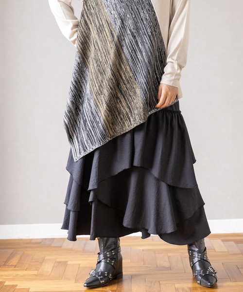 OSMOSIS(オズモーシス)の「ランダムティアードスカート(スカート・レディース・ブラウン/カーキ/ブラック・ONE SIZE)」の2枚目の写真