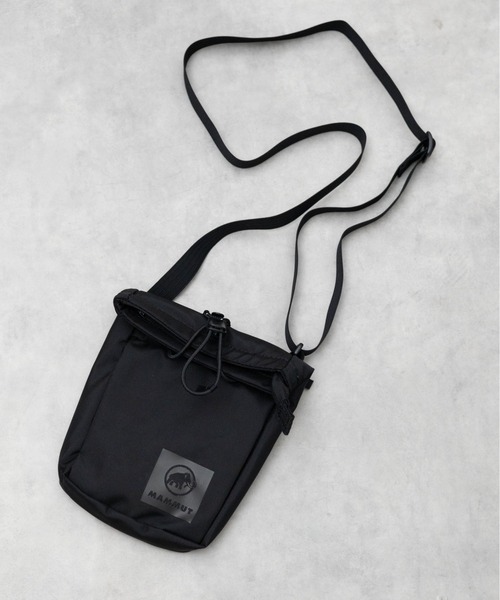 Mammut(マムート)の「【RES】【 MAMMUT (マムート)】Xeron Pouch RT 1(ショルダーバッグ・メンズ・ベージュ/ブラック・FREE)」の1枚目の写真