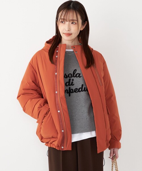SHIPS Colors(シップス カラーズ)の「SHIPS Colors: フード ダウン ジャケット◇(ダウンジャケット/コート・レディース・ブラック/キャメル/オレンジ・SMALL/MEDIUM)」の17枚目の写真