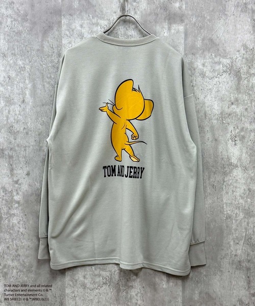 Tom&Jerry(トムアンドジェリー)の「【TOM&JERRY/トム&ジェリー】バックプリント BIGスウェット(スウェット・メンズ・ベージュ系その他2/ベージュ系その他/ベージュ系その他4/ブルー系その他/ネイビー/チャコール/ベージュ/ブラック系その他/ベージュ系その他3/グレー系その他/ブラック/カーキ/グレイッシュベージュ・L/M/XL)」の1枚目の写真