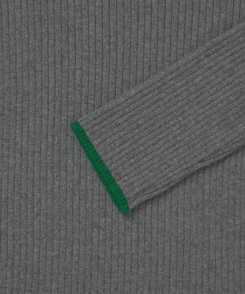 green label relaxing（グリーンレーベルリラクシング）の「【WEB限定】＜at ease＞ソデサキ バイカラー プルオーバー ニット ウォッシャブル（ニット/セーター・レディース・オフホワイト/ダークグレー/ベージュ/イエロー/ロイヤルブルー/ブラック/ライトピンク・FREE）」の22枚目の写真
