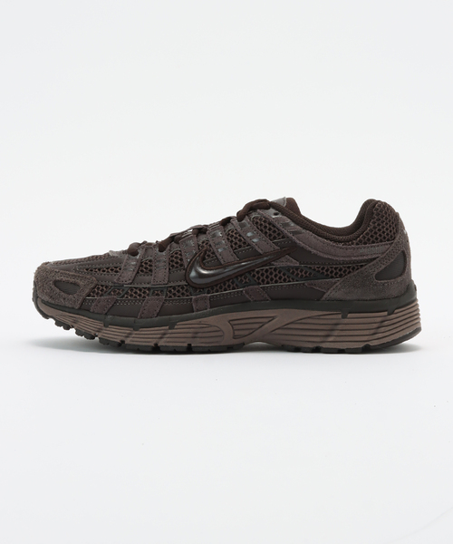 NIKE（ナイキ）の「【NIKE/ ナイキ】 P-6000 SE HF0015（スニーカー・レディース・ブラウン・24.5cm/25.5cm/26.5cm/27.5cm）」の2枚目の写真
