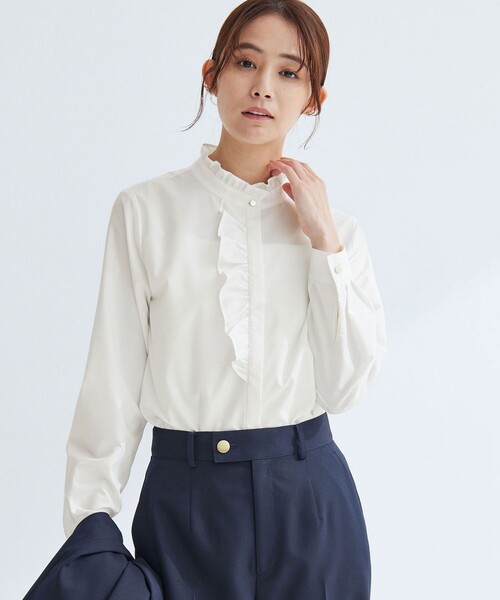 green label relaxing（グリーンレーベルリラクシング）の「フリル ディテール ブラウス マシンウォッシャブル UVカット（シャツ/ブラウス・レディース・ホワイト/ネイビー/ライトブルー・FREE）」の2枚目の写真