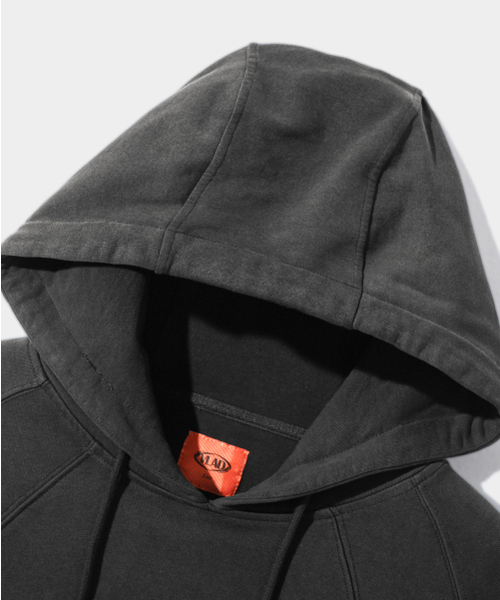 DIMITRI BLACK(ディミトリブラック)の「VLAD ピグメントスラッシュフードTシャツ_チャコール(パーカー・レディース・その他・MEDIUM/LARGE/X-LARGE)」の5枚目の写真