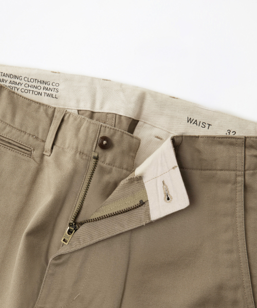 OUTSTANDING（アウトスタンディング）の「OFFICER CHINO PANTS_KHAKI（その他パンツ・レディース・その他・SMALL/MEDIUM/LARGE）」の5枚目の写真
