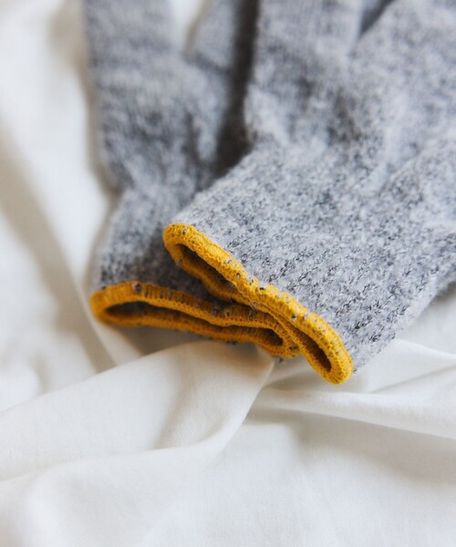 TEMBEA（テンベア）の「TEMBEA × FREAK'S STORE/テンベア × フリークスストア 別注GUNTE WOOL M 別注ウール 手袋 Mサイズ（手袋・メンズ・ライトグレー/ナチュラル/チャコールグレー/グレー・ONE SIZE）」の5枚目の写真