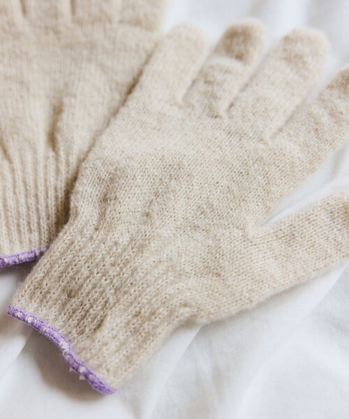 TEMBEA（テンベア）の「TEMBEA × FREAK'S STORE/テンベア × フリークスストア 別注GUNTE WOOL M 別注ウール 手袋 Mサイズ（手袋・メンズ・ライトグレー/ナチュラル/チャコールグレー/グレー・ONE SIZE）」の14枚目の写真