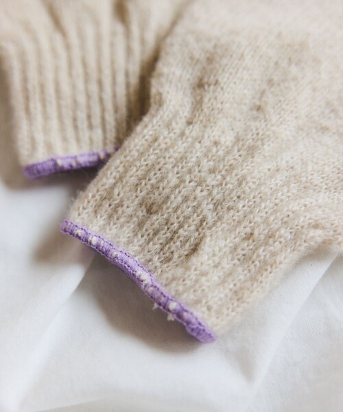 TEMBEA（テンベア）の「TEMBEA × FREAK'S STORE/テンベア × フリークスストア 別注GUNTE WOOL M 別注ウール 手袋 Mサイズ（手袋・メンズ・ライトグレー/ナチュラル/チャコールグレー/グレー・ONE SIZE）」の15枚目の写真