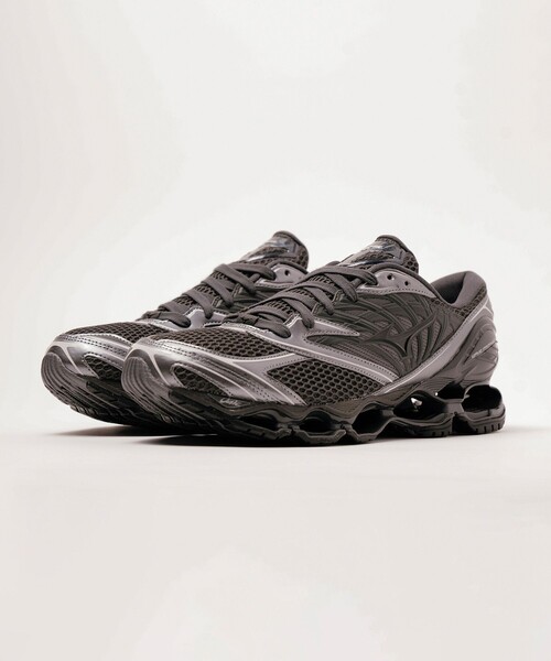 MIZUNO(ミズノ )の「【MIZUNO(ミズノ)】WAVE PROPHECY LS(スニーカー・レディース・オフホワイト/ブラック・25/24/23)」の12枚目の写真