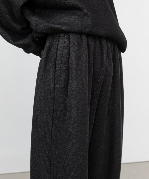 INSILENCE(インサイロンス)の「ツーピンタックワイドスウェットパンツ ブラック(スウェットパンツ・メンズ・その他・MEDIUM/LARGE)」の3枚目の写真