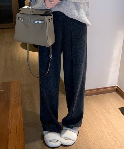 by LEGNA（バイレグナ）の「裏起毛ピンタックヘリンボーンワイドパンツ（その他パンツ・レディース・ブラック/ベージュ・MEDIUM/LARGE/X-LARGE）」の3枚目の写真