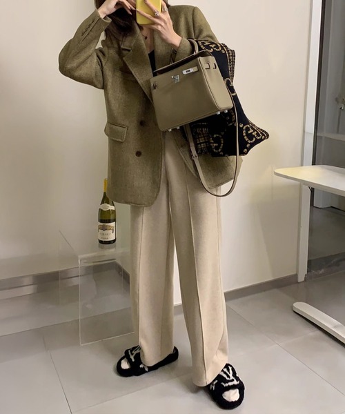 by LEGNA（バイレグナ）の「裏起毛ピンタックヘリンボーンワイドパンツ（その他パンツ・レディース・ブラック/ベージュ・MEDIUM/LARGE/X-LARGE）」の11枚目の写真