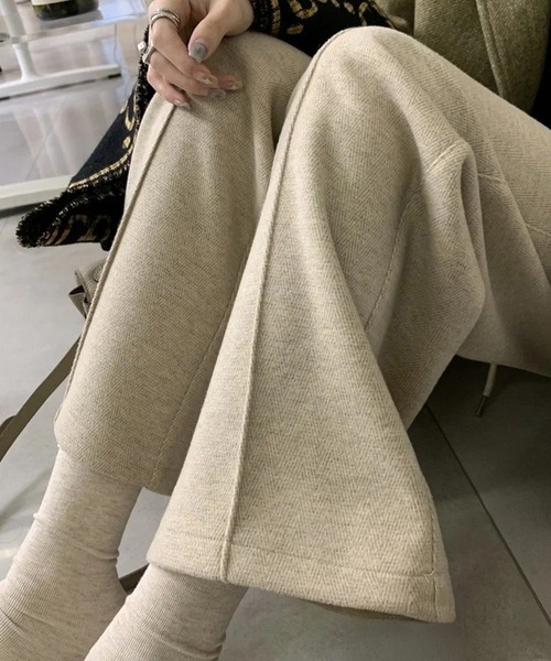 by LEGNA（バイレグナ）の「裏起毛ピンタックヘリンボーンワイドパンツ（その他パンツ・レディース・ブラック/ベージュ・MEDIUM/LARGE/X-LARGE）」の14枚目の写真